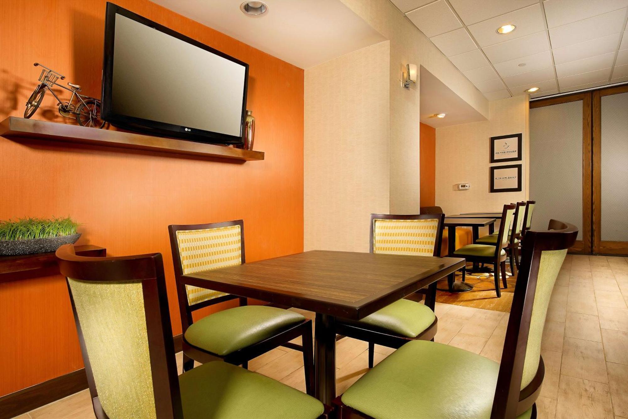 Hampton Inn Pampa Экстерьер фото